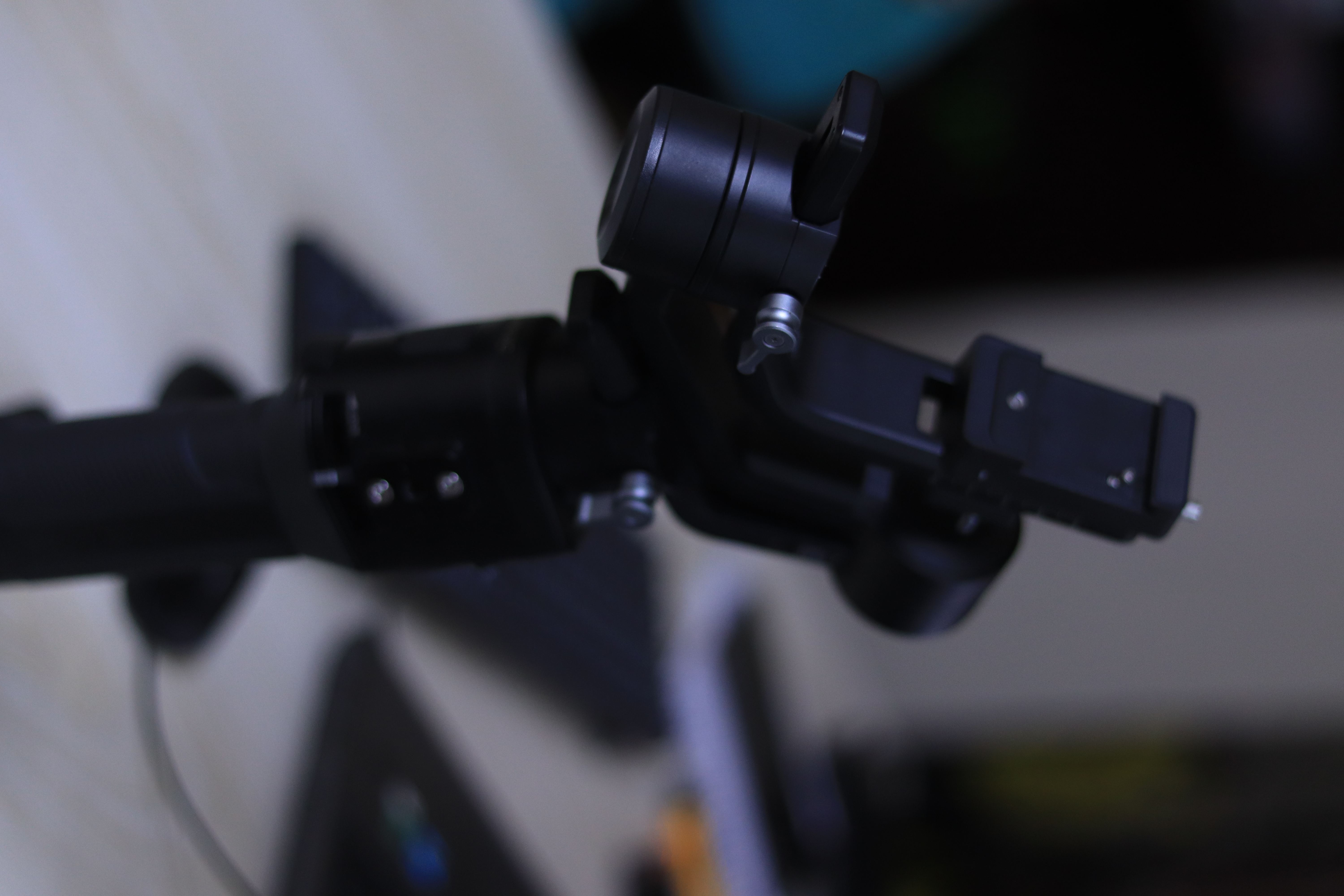 Gimbal estabilizador de câmera
