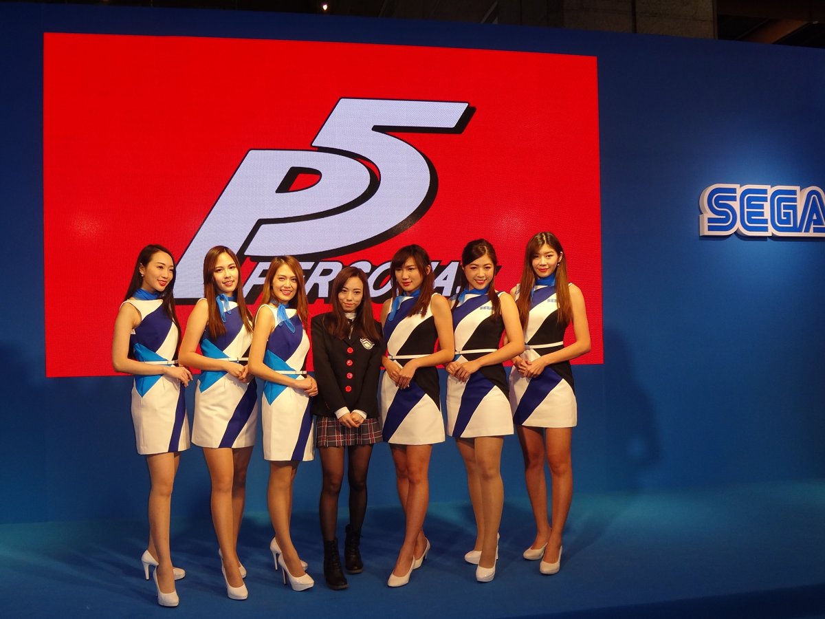 Estande da SEGA com o título Persona 5 na Taipei Game Show