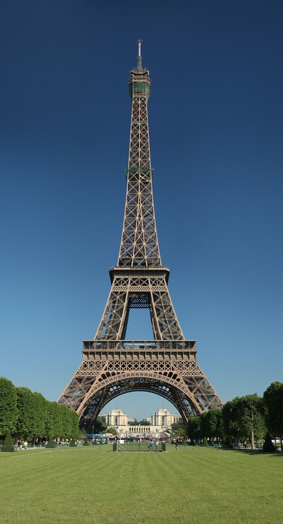 Paris, cenário da nova temporada de Wandinha