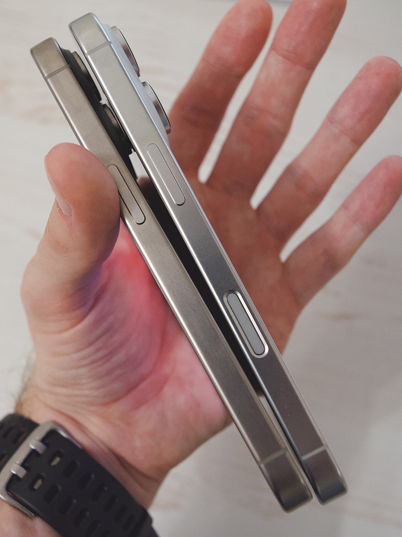 Compare iPhone 16 Pro with the iPhone 15 Pro