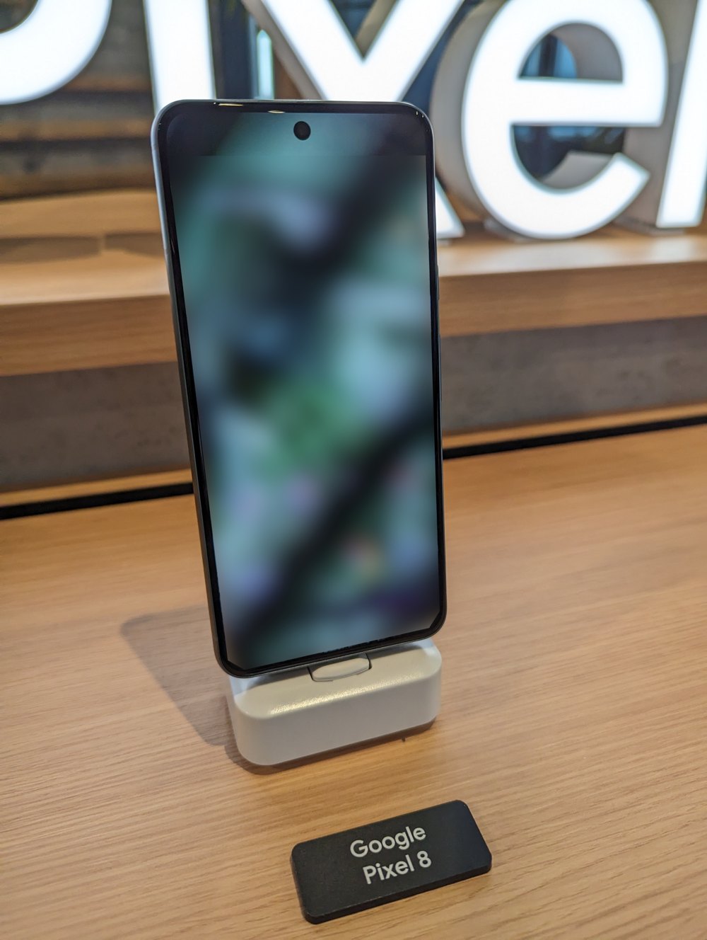 Smartphone Google Pixel em exposição