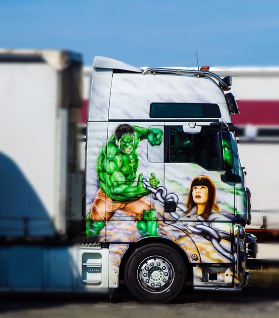 Hulk am LKW